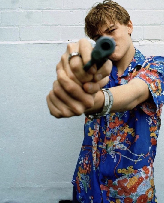 Kalshi_Film's tweet photo. Leonardo DiCaprio on the set of Romeo and Juliet, 1996 https://t.co/tzZAXEzTRQ