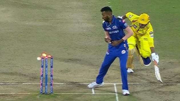 Clownkillers007's tweet photo. Thala was out 
Out of the crease
You have to agree that 🙏😂 https://t.co/1jYR3IRfqe