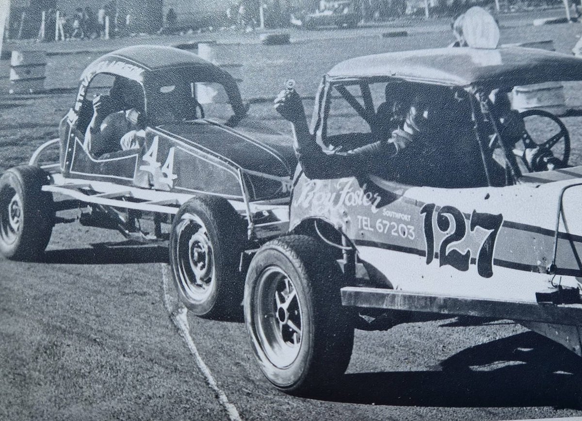 spike_A1Radio's tweet photo. #Modstox at New Brighton Doncaster & Kirkby #stockcars https://t.co/O5tBaqqRBt