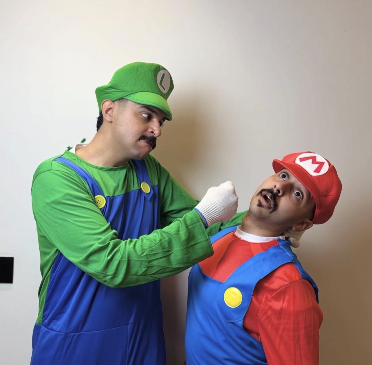 un_ea1's tweet photo. ما لم تشاهدوه من كواليس 🔥
في مقطع تحدي الشخصيات الكرتونية 🍄 .. https://t.co/s2vuSMVVyv