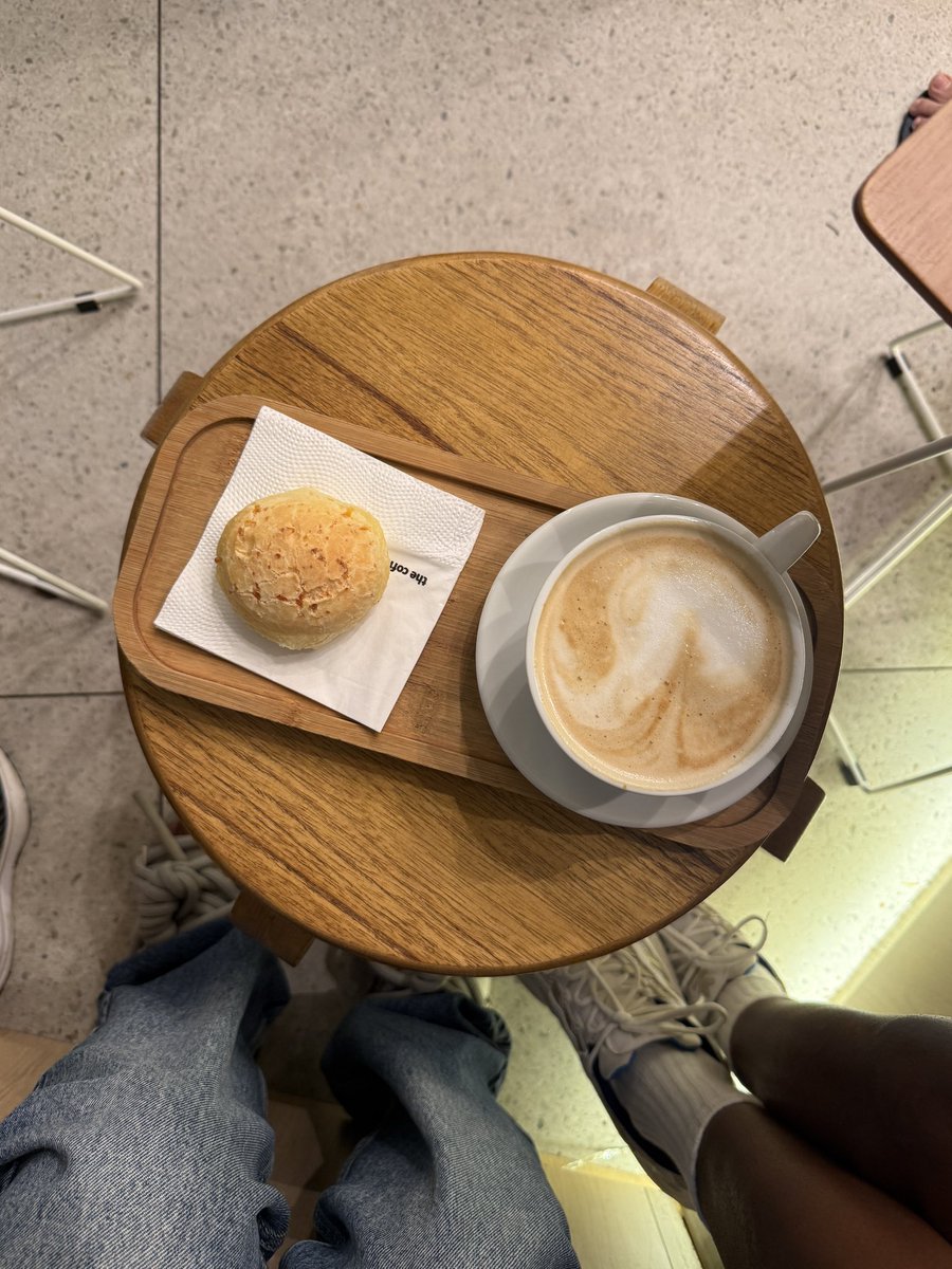 majutorres_'s tweet photo. café superfaturado? tô dentro https://t.co/YREwJhKc8T
