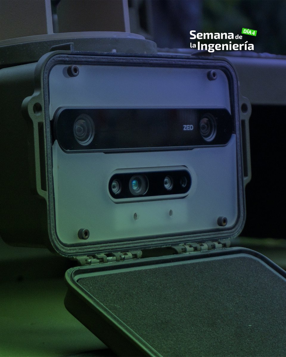 ingenieriauba's tweet photo. 📷 Les compartimos imágenes del cuarto encuentro de la Semana de la Ingeniería, que estuvo centrado en la movilidad eléctrica en la Ciudad Autónoma de Buenos Aires. https://t.co/ZqjNF5ofLB