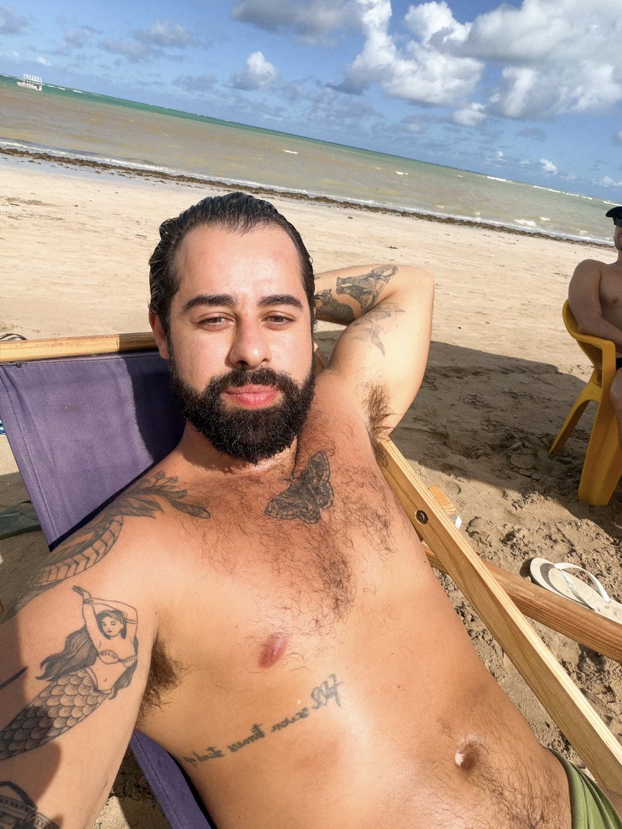 Pitercostaa's tweet photo. Sextou com prainha, bora? https://t.co/9lPuB9nxxt