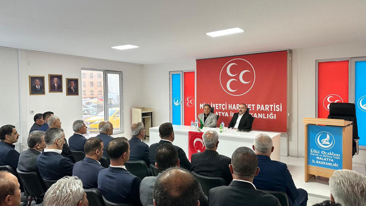 MehmetFendogluu's tweet photo. Liderimiz Sn. Devlet Bahçeli'nin takdirleriyle MHP Malatya İl Başkanlığına atanan İl Başkanımız @turgaysengonul'ün başkanlığında bugün İl yönetim kurulu üyelerimizle ilk toplantımızı yaptık.

Rabbim birliğimizi ve beraberliğimizi daim etsin.

Lider, Teşkilat ve Doktirin çizgisinde Lider Ülke Türkiye'ye hizmet etme şiarıyla teşkilatımızın her kademesiyle memleketimize ve milletimize hizmet etmeye devam edeceğiz.

İl Başkanımız ve değerli yönetim kurulu üyelerimize çalışmalarında başarılar diliyorum.