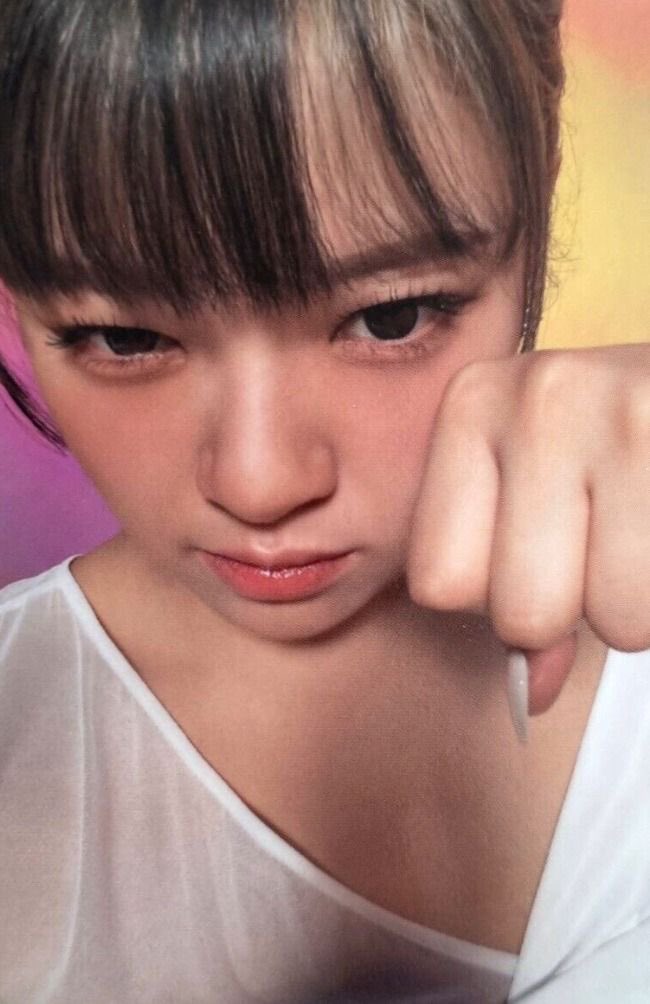 isabnemja's tweet photo. jurei que tinha conseguido a Jeongyeon soquinho em uma caixinha mercari e no final o set não tinha fechado 😭 alguém pra me vender ela? 

Vendo venda procuro compro twice Jeongyeon nayeon momo sana jihyo mina dahyun chaeyoung tzuyu https://t.co/Wr31bUbZiK