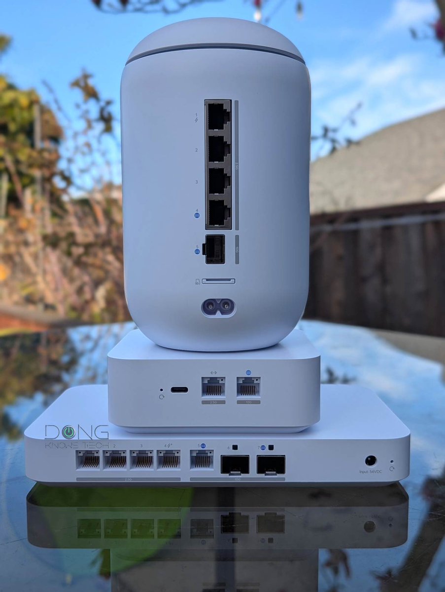 0xSero's tweet photo. Home lab tip. Update your router. 

Get something really good that can handle the sheer pressure running 10~ computers over tailscale etc. https://t.co/GOhLNPTaLE