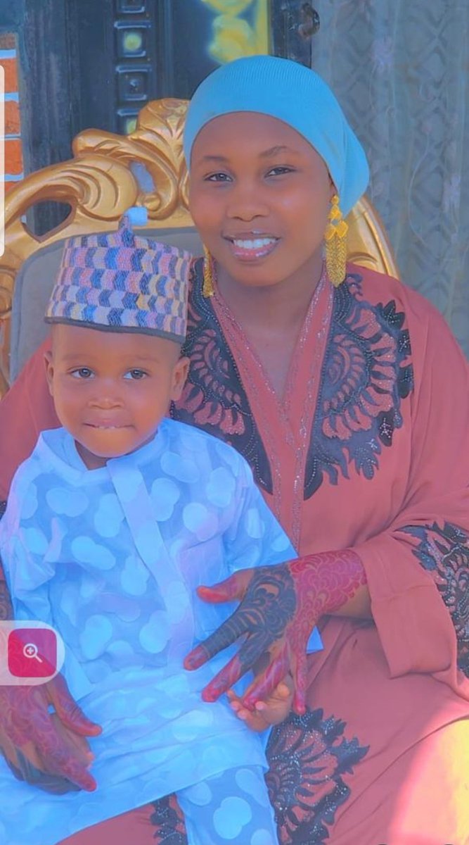 Musawasagu1's tweet photo. @TrendingEx @CitizenMonitors With his wife and his child 😭😭 https://t.co/zrNJY1pEBP