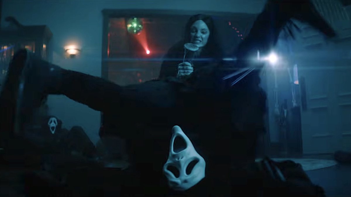 filmstofilms_'s tweet photo. Scary Movie 6 is painfully unfunny. Not even nostalgia could save this trainwreck.

Anna Faris and Regina Hall deserve better than this. What a way to waste two wonderful actresses. 
They still have the charm, but the jokes fall flat and the story gives them almost nothing to work with.