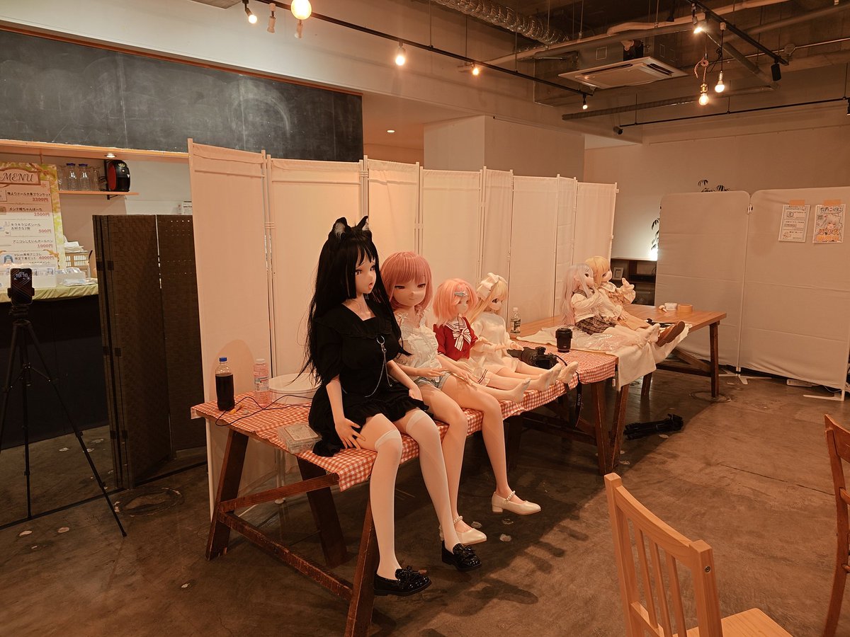 Miki_Hoshii's tweet photo. #アニメドールコレクション　Vol.3設営完了。お待ちしております♪
#アニコレ https://t.co/QDnZypbZNz