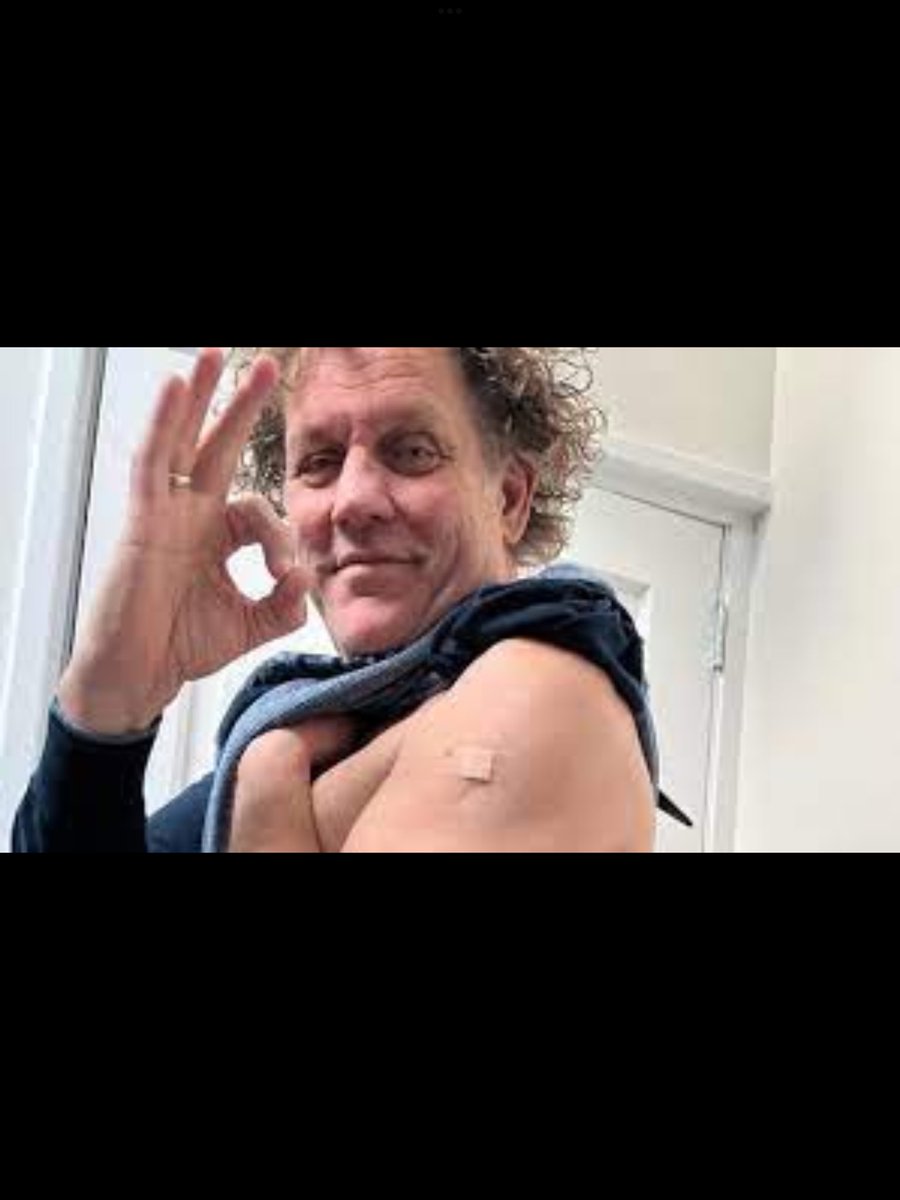 hansgla's tweet photo. @vandaaginside Keeeees,  we zijn je niet vergeten hoor 🤮🤮 https://t.co/Xi9tBopFkT
