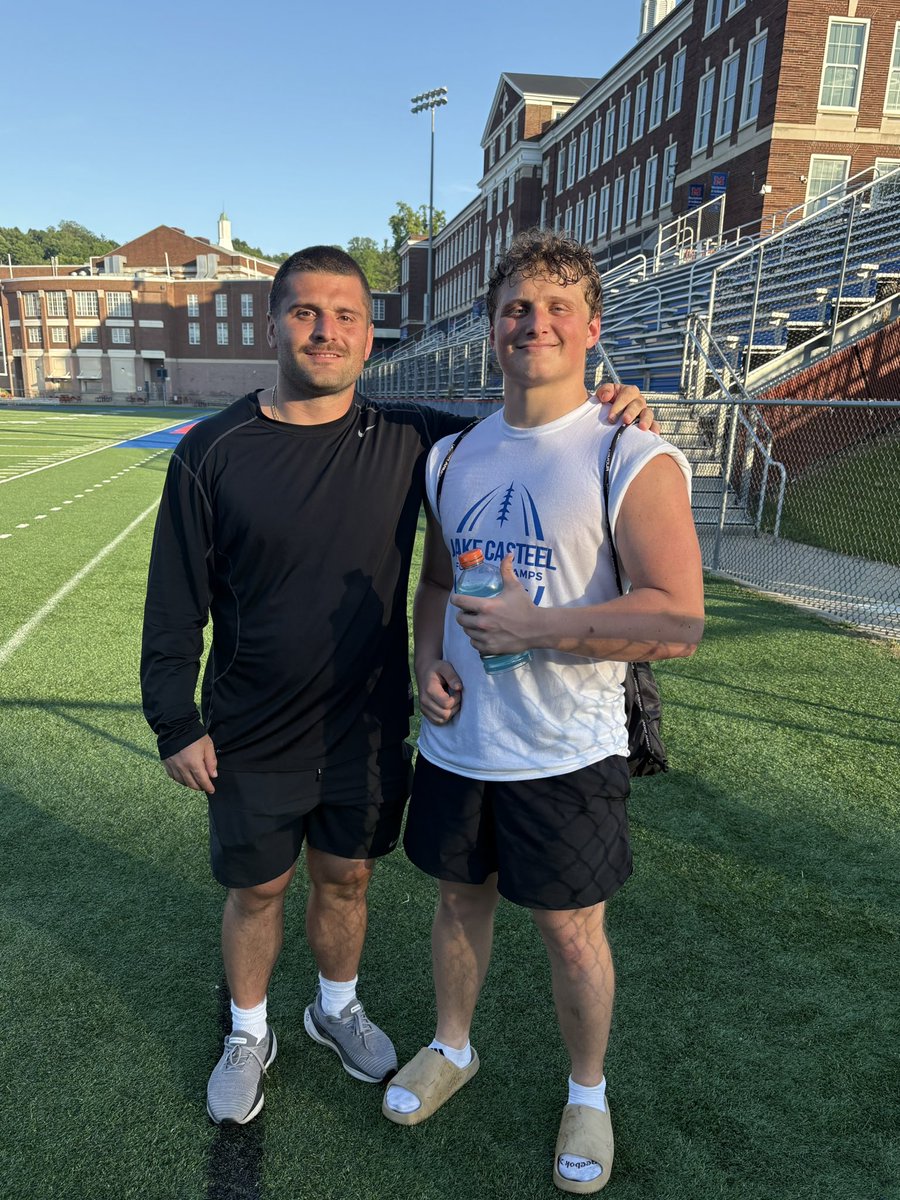 ParkerBige2027's tweet photo. After a great camp and great conversation with HC @JakeCasteel @GlenvilleStFB I have received a full offer to play at the next level and further my academic and athletic career. #GoPioneers
@NorthMarionAth1
@CoachHays13
@CoalfieldsCo
@PrepRedzoneWV
@SportsTalk_304
@WVMetroNews
@OvertimeWv
@CoachSCanada