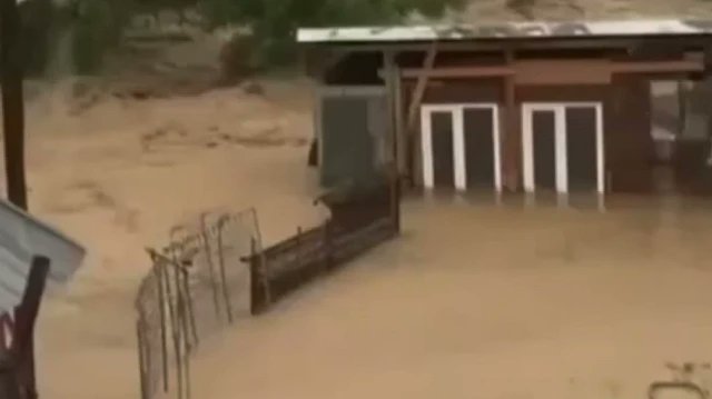 TimeBalkan_'s tweet photo. Bulgaristan’daki Türk köyünde ikinci sel kabusu: Yaralar sarılmadan sular altında kaldılar 

https://t.co/xWI7CE50sg https://t.co/RIXHOaS5wN