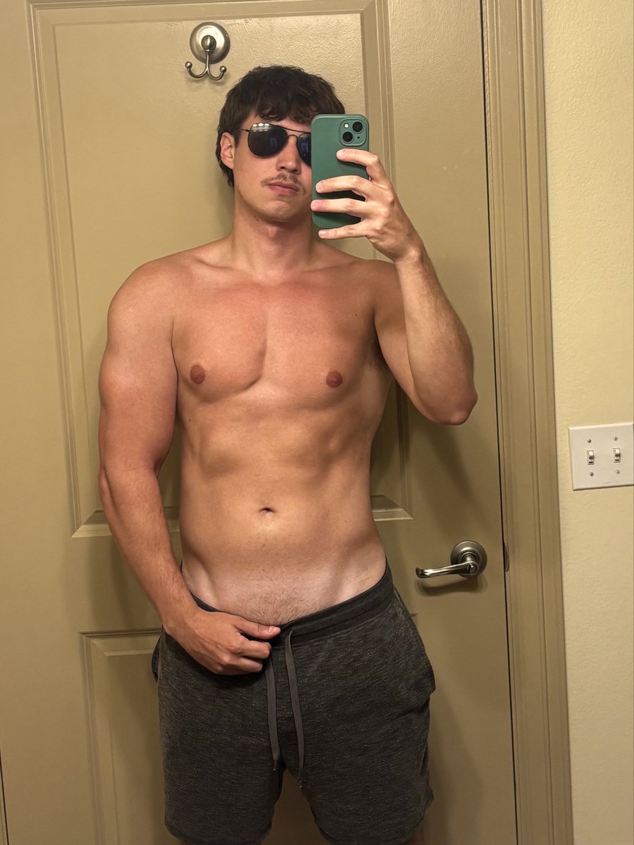 MasterGrayson01 tweet picture