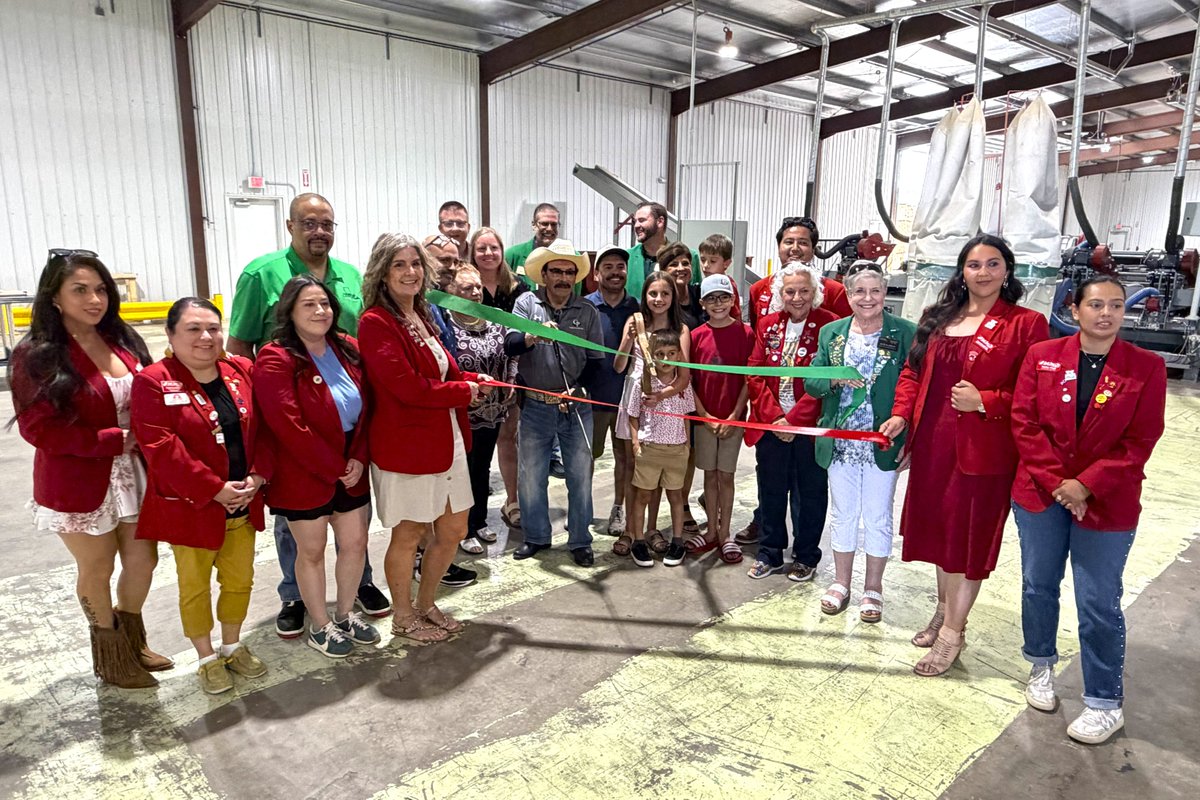 SiouxlndChamber's tweet photo. Congratulations to Gomez Pallets on their grand reopening! Destroyed by fire in 2025, their determination to rebuild their main facility is a testament to resilience and the strength of a 43-year-old family business that refused to give up.
#siouxlandchamber #siouxland https://t.co/8JsVkBJQol