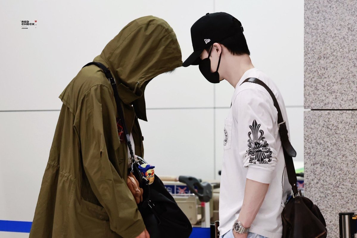 asteroistar's tweet photo. uri chenjieee 🥺🫶🏻🫶🏻🫶🏻 https://t.co/FwxmKgJQHf