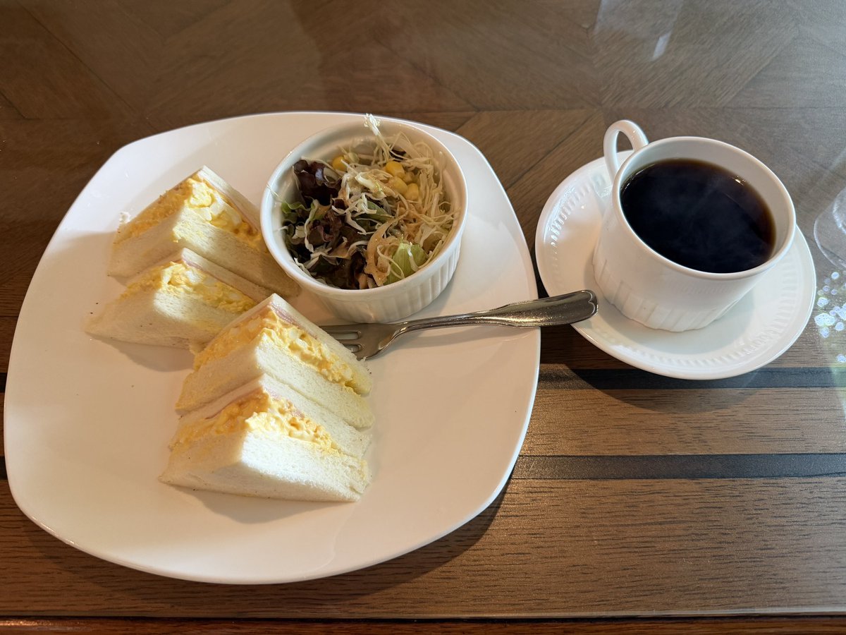 rolepon's tweet photo. おはようございます😃
久しぶりのモーニングからのスタート☕️😊 https://t.co/dQuZfD4MlE