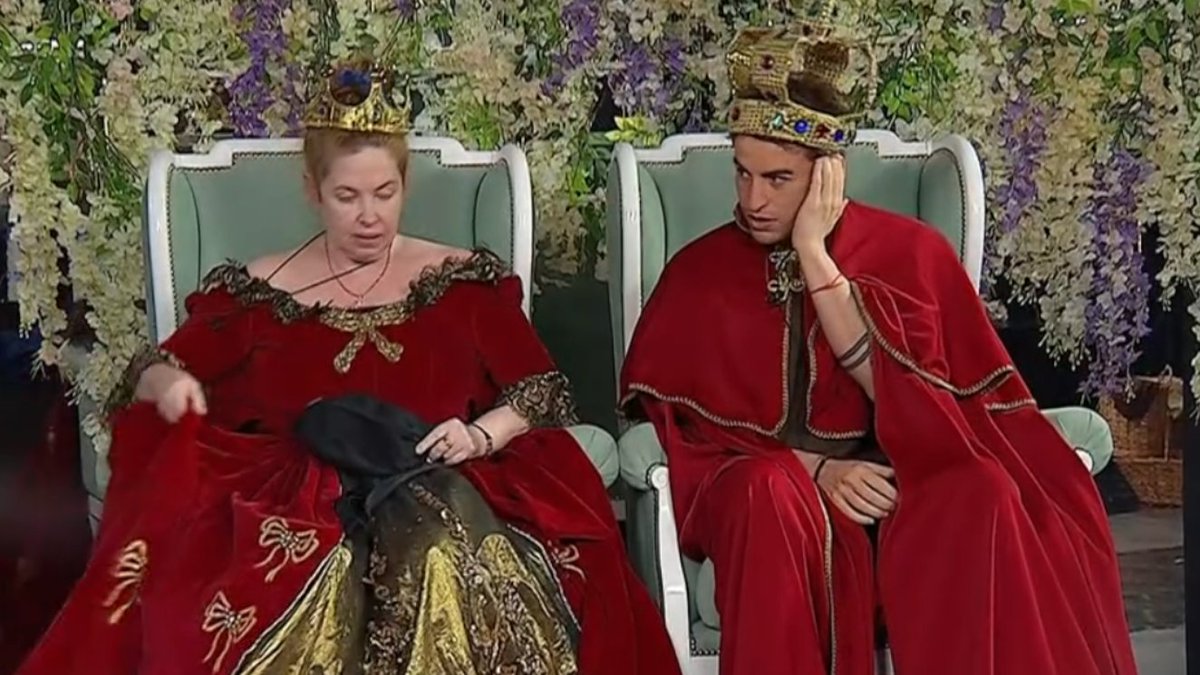 lynielhouse's tweet photo. el rating bajísimo de hoy a la tarde demuestra todo. Dejen de forzar a Andrea y Manuel como los "principales" porque a nadie le interesa. El público ya habló y hoy les apagó la tele. Chau #GranHermano https://t.co/D0DIRbJU7p