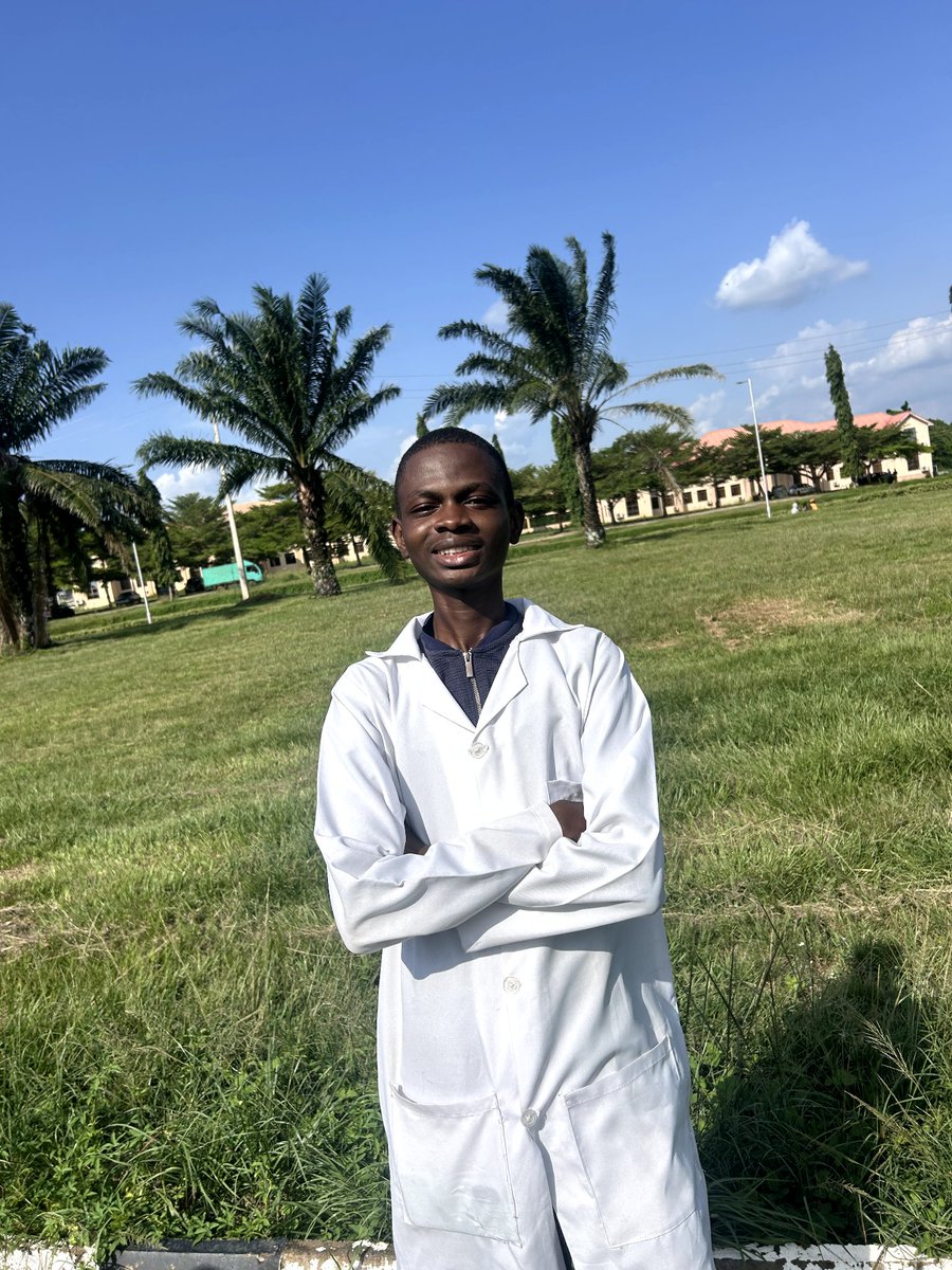 kolajoeniolaAJ's tweet photo. Yesterday I wrote my final exams as a 500 level student in FUNAAB. Fortunately, I didn't sign out of the university. 
Hi guys 👋 
My name is Kolajo Ajayi and I am a 600 Level final year VET student. 
Happy for my seniors and grateful to God! https://t.co/KwoJfjNWWm