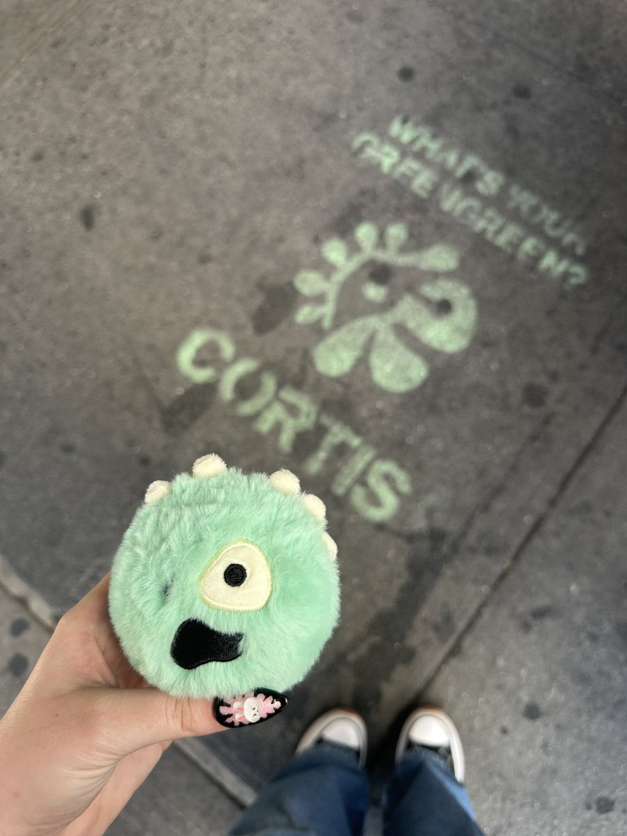 joshscheekscar's tweet photo. Gov balllll🗽🍎 https://t.co/JDER043ScK