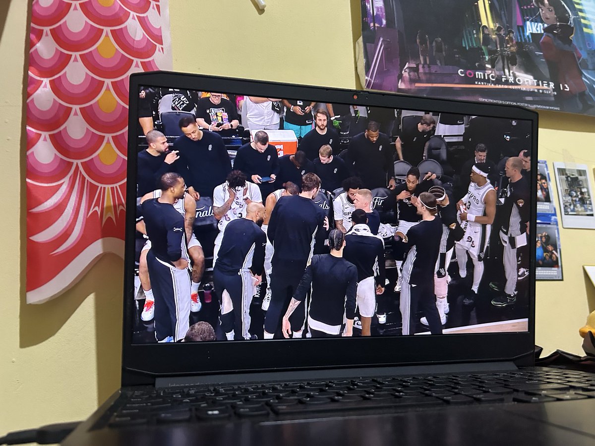 SolanoideM's tweet photo. KNICKS, JUST 3 MOREE https://t.co/wxl65q9q99
