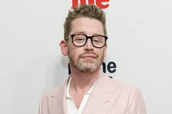 Pride_Sin1's tweet photo. @MundoMarx Poderiam chamar o Macaulay Culkin pra fazer o papel do próximo Pantera Negra https://t.co/YKoMqa21Qw