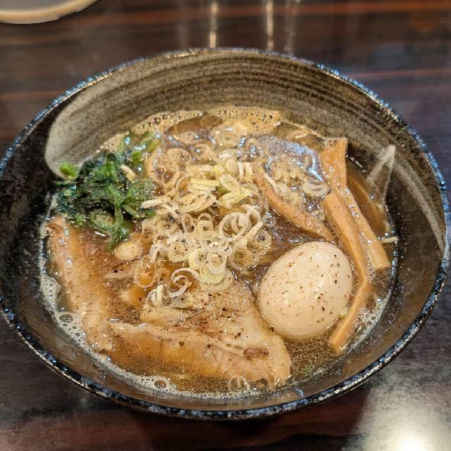 samahiro's tweet photo. 濃厚煮干しそば 味玉付き at 麺や 心楽

道の駅巡りの目覚めの朝飯に 
#岡山ラーメン
 #毎日がラーメン https://t.co/67bnUD8wQY https://t.co/eZZE5UVzXv