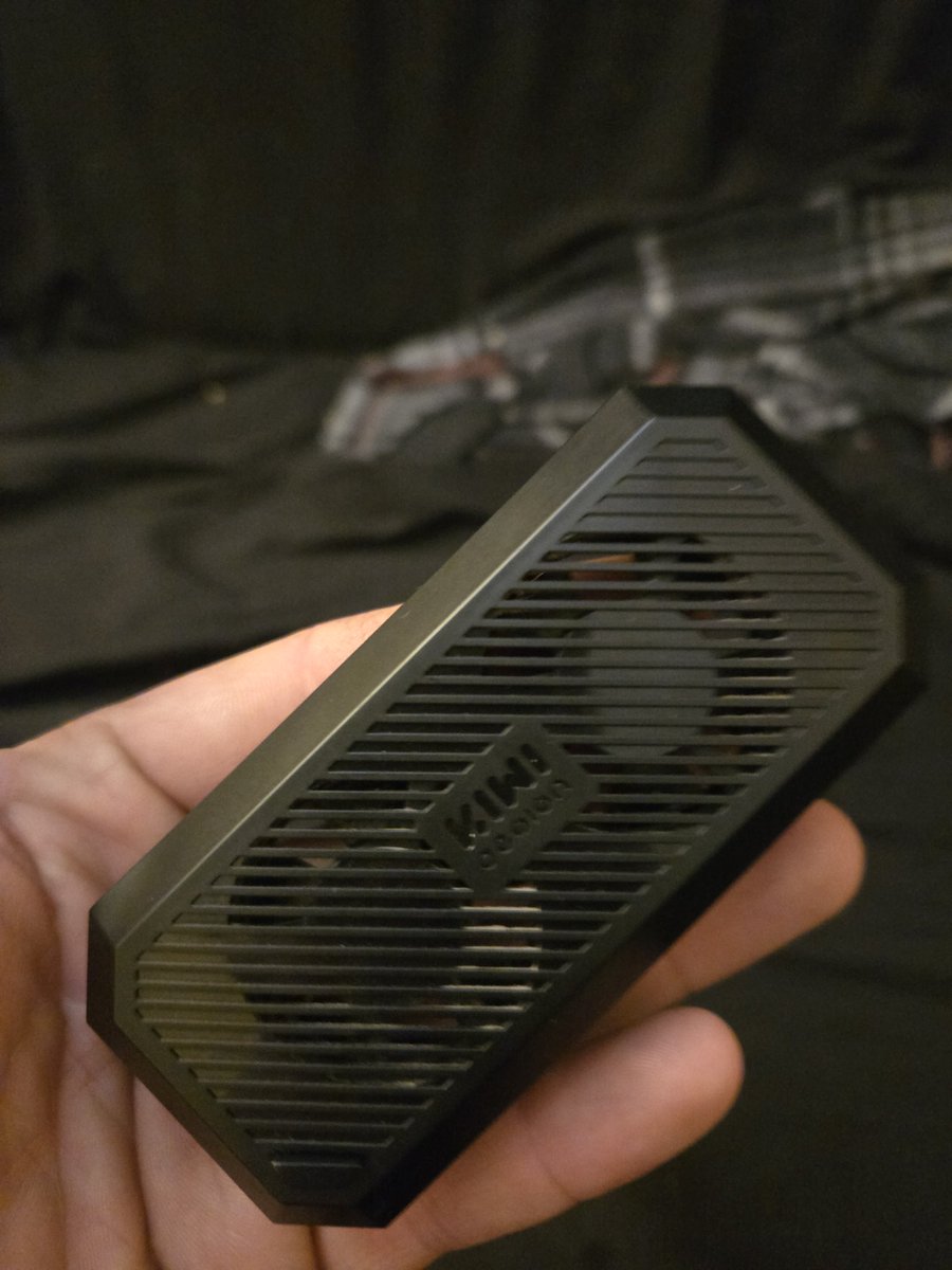 MidnightFox1992's tweet photo. I like how a new one of these is like $200 now opened it up took measurements of the old fans(bearings are failing) and found 5 new ones for $9 https://t.co/RRGtFPSlGV
