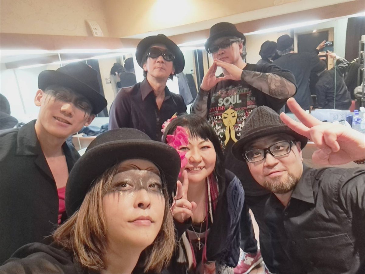 tidelandmasuko's tweet photo. こないだの巣鴨獅子王のTIDELANDバンドライブを初めて見た方から
本当に素晴らしかったし一生忘れないライブなどととても光栄なお言葉をいただきました泣いちゃう
今日もがんばるぞ https://t.co/M1pr8z31kV