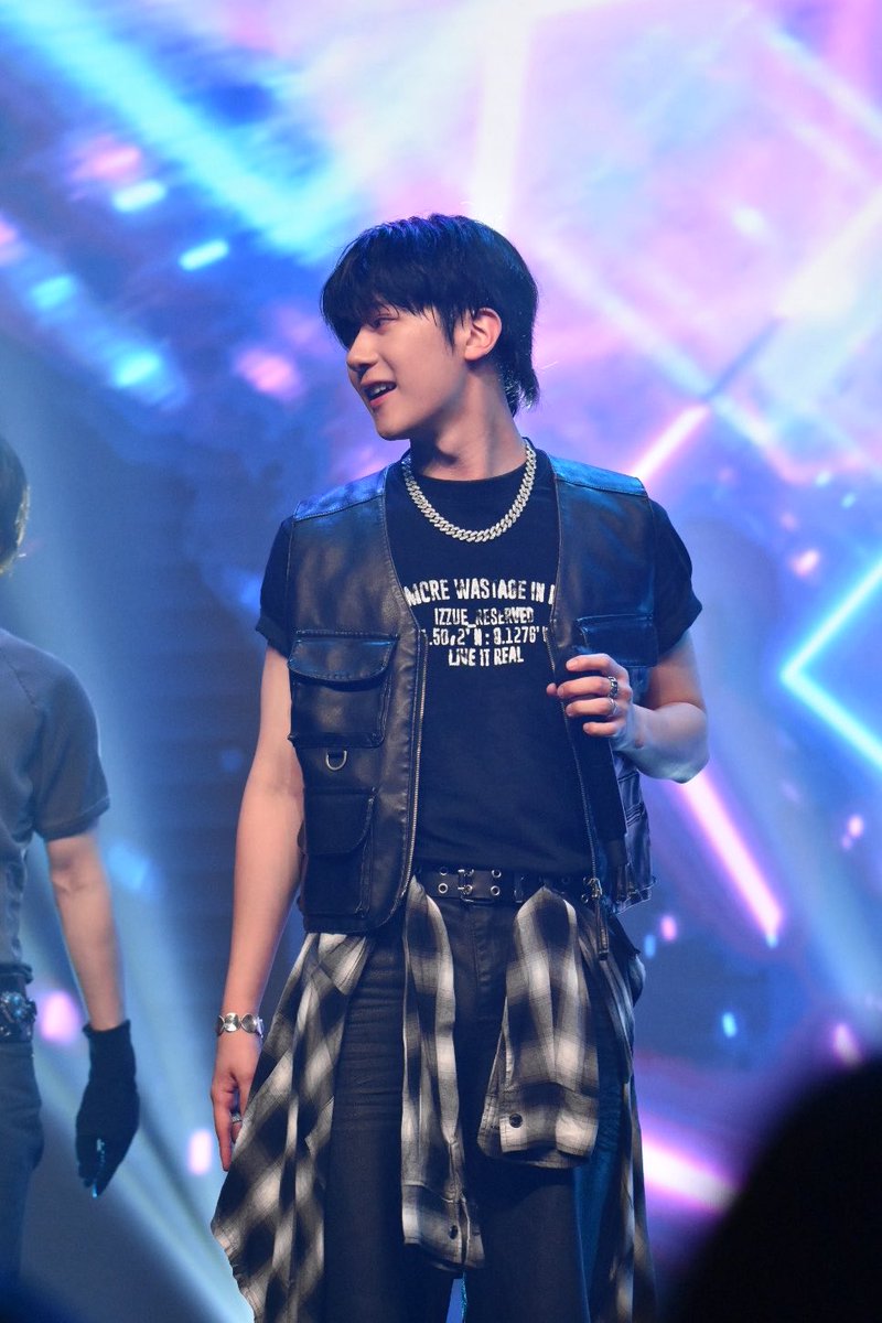 qoo_st's tweet photo. はい、かわいい( > ·̫ <)👍🏻🌟
(語彙力皆無)

20260605
2026 OMEGA X JAPAN FAN LIVE EVENT episode 1    
STAY,OMEGA X

#OMEGA_X #오메가엑스 
#예찬 #YECHAN #イェチャン 
#オメガエックス https://t.co/WF0YFewfXp
