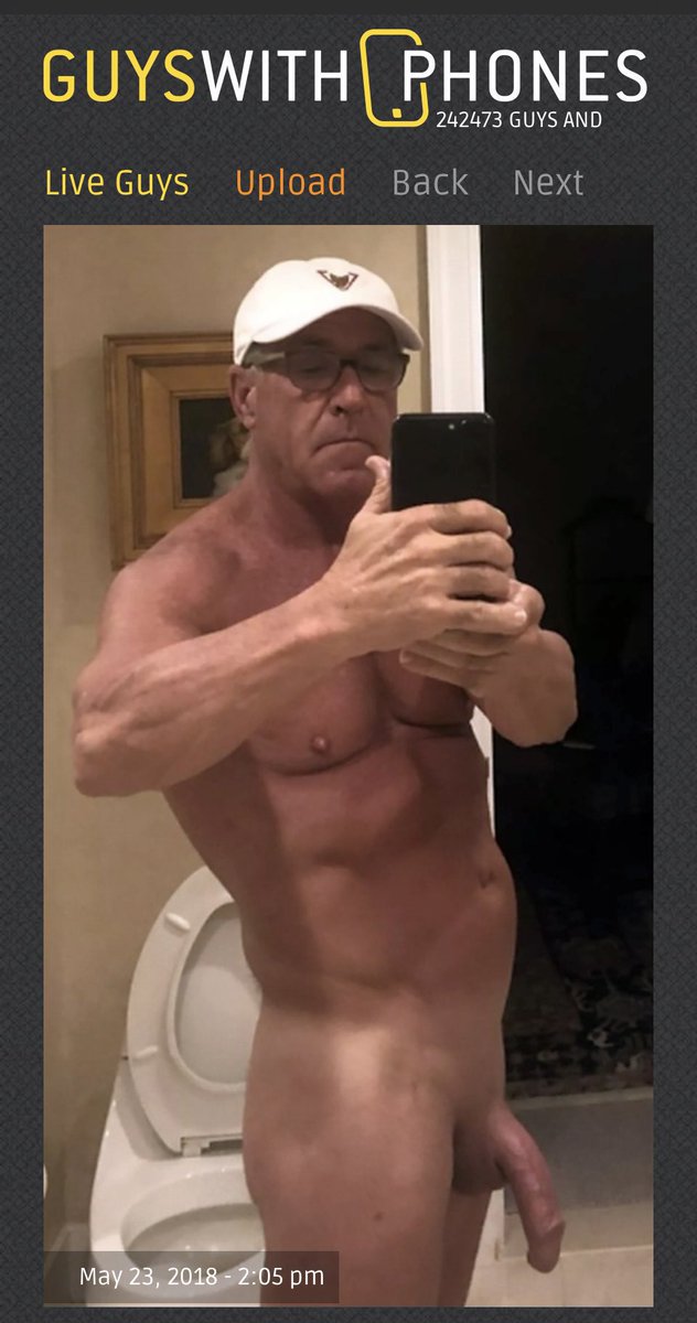 daddymanlover's tweet photo. Frank Biden is a hot dilf…and quite hung. https://t.co/cOdD96WBMO