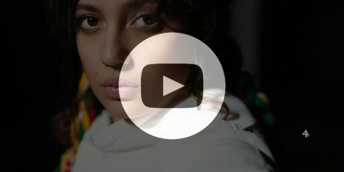 LoveHateTexts's tweet photo. Trendy pop music, anyone? This playlist is for you! Turn that volume loud! https://t.co/QmrexKP30j https://t.co/86nWntpUFD