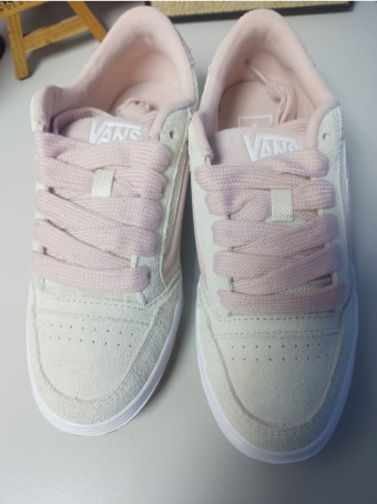 Kattiana2023's tweet photo. 🌟💫 | Daily Tweet | 2026.06.05| Brand Reputation | CRY |

Porque todo lo que mi Modelo Top favorito @xCryboy promociona, yo lo tengo que comprar y con  @Vans no seria la excepción, Lo promociona xCRY-Lo Quiero 👽👟  🖤
#xcry #cry #xcryconvans #vans https://t.co/nOoAFABojm