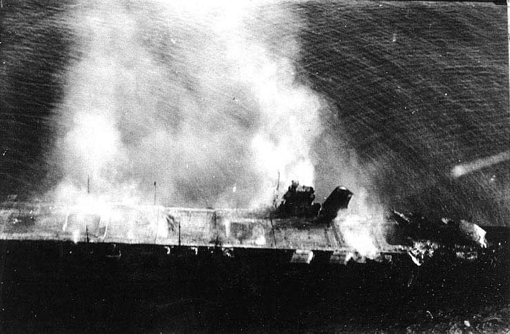 HiddenHistoryYT's tweet photo. Hiryu burning, photographed by a plane of carrier Hosho, 5 Jun 1942 https://t.co/ylcwMYkoyz
