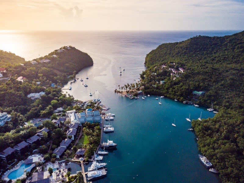 MelodicGetaways's tweet photo. Where lush mountains meet crystal-clear Caribbean waters 🌴💙  
St. Lucia is the perfect blend of adventure and relaxation, think breathtaking views, hidden bays, and unforgettable sunsets.  
✨ Let’s plan your island escape. Contact me to book!

#MelodicGetaways https://t.co/zRyGBANg6s