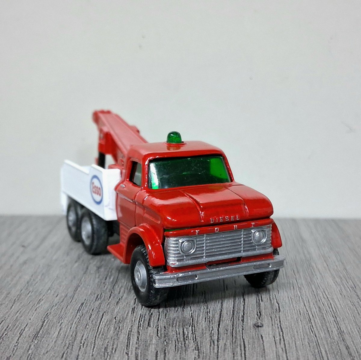 AtthisAtthis's tweet photo. Un petit camion très sympa je trouve !
Ford heavy wreck truck. #Matchbox series n° 71
#Restor #Restauration #Loisir #Hobby #Personnalisation https://t.co/M4kiTfWSBQ