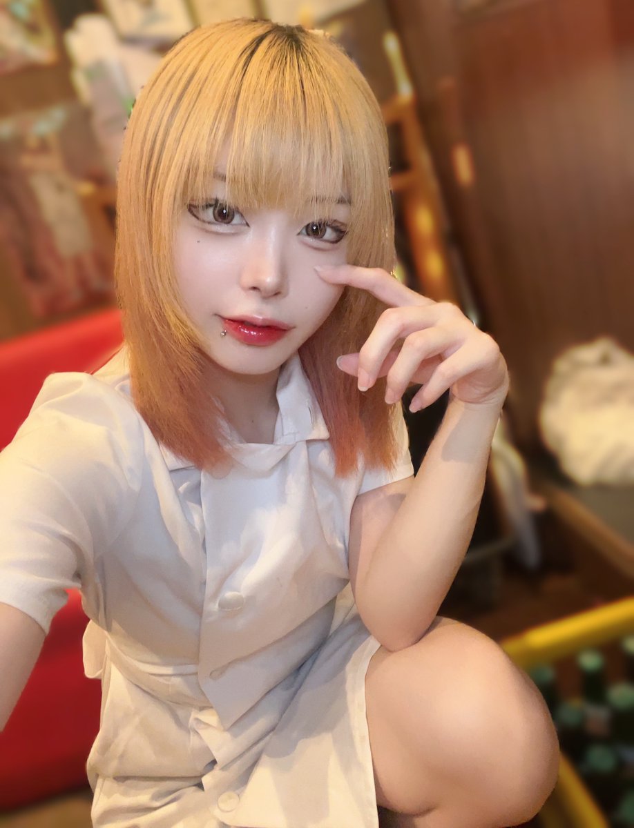 Brose_guild's tweet photo. 🥃🎤📷遠隔🥃大感謝‼️
カラオケ歌って聴いて楽しかった！
いいね1番早いのまさかのモモちゃん‼️好🥰 みんないいねはやすぎるすごい本当にw 女の子の褒め方講座してたネ😼勉強になるって真剣にきいてるの偉い。💮
ラストまで眠い中ありがとう🥹
🍻してくれて嬉しい！沢山褒めてくれいつもありがとうね！ https://t.co/5XRmGXuA3s