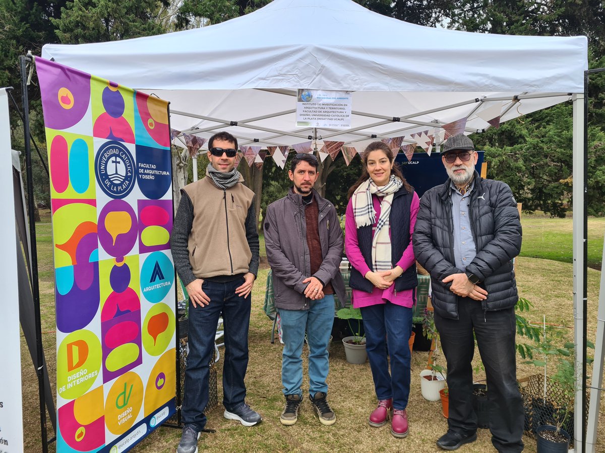 AppFadUcalp's tweet photo. 5 de junio de 2026: Día Mundial del Medio Ambiente

Profesores, investigadores y estudiantes de la Facultad de Arquitectura y Diseño (FAD UCALP) participaron con un stand en la exposición en la Casa Ecológica, organizada por la Secretaría de Ambiente, Municipalidad de La Plata https://t.co/WjKQ0iYxmx