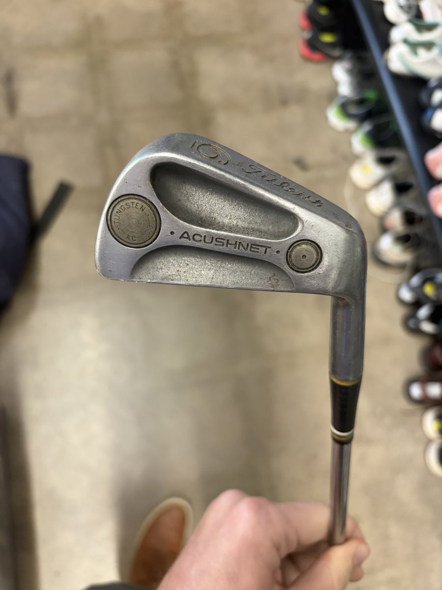 ThreePuttPar__'s tweet photo. Ping eye 2 or old acushnet blades https://t.co/LucGanQ5aw
