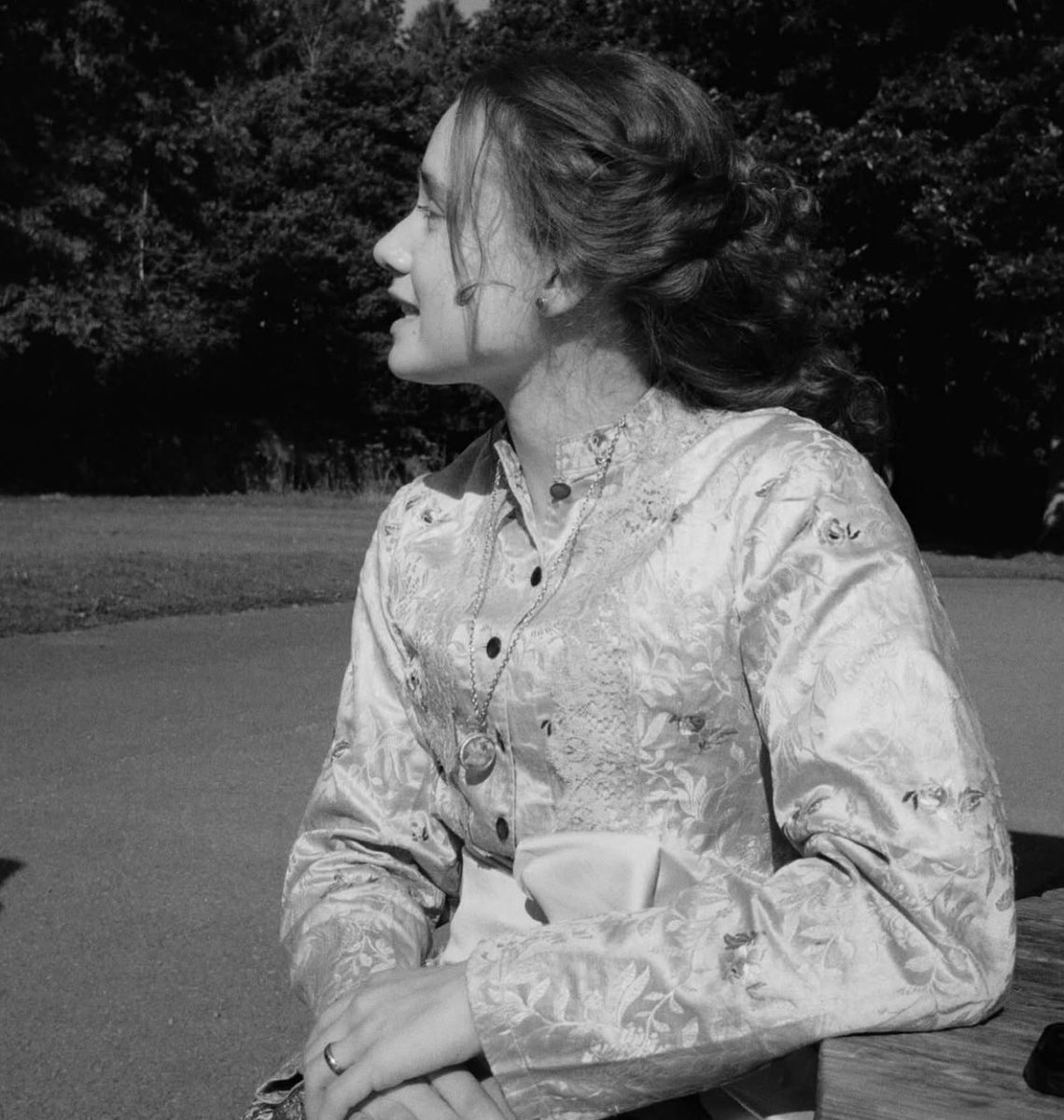 chapterlviii's tweet photo. she’s made for period dramas i’m starting my ruby stokes jane austen adaptation petition now https://t.co/l8n4dYJvgY