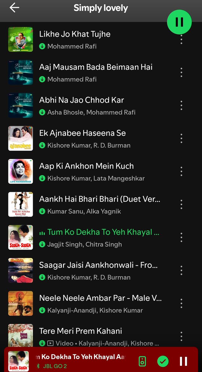entanglednomad's tweet photo. Me and my playlist against the world https://t.co/DTlgjePjYY