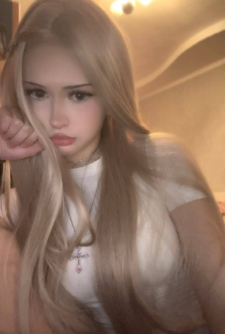 Alicee tweet media