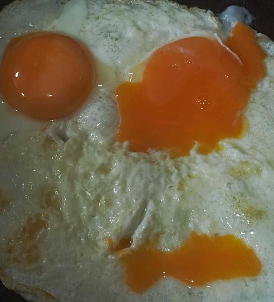 piike_e's tweet photo. الفكرة براسي جانت احلى بس طلعت دموع طالب سادس https://t.co/TXsjmcmad0