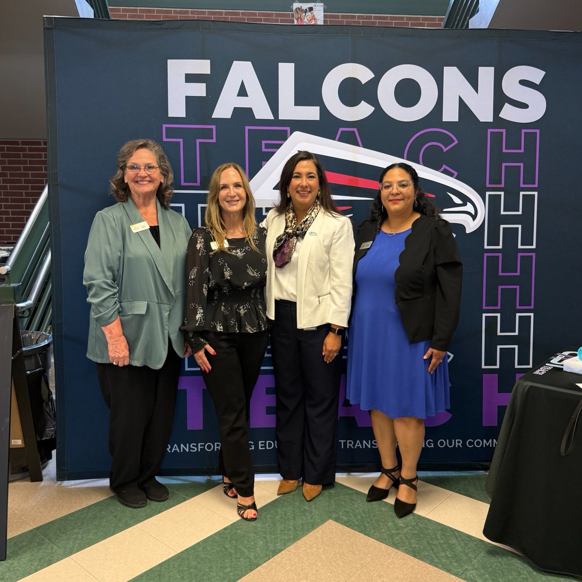 firstmark_fdn's tweet photo. πβ¨ Celebrating a Historic Milestone at CAST Teach High School β¨π
As an educator-founded credit union, we were honored to award 5 scholarships to @NISDCASTTeach at their Legacy Ceremony! π
#CASTTeach #FutureEducators #FirstmarkCU #FirstmarkFoundation https://t.co/hnCt1MYVFx