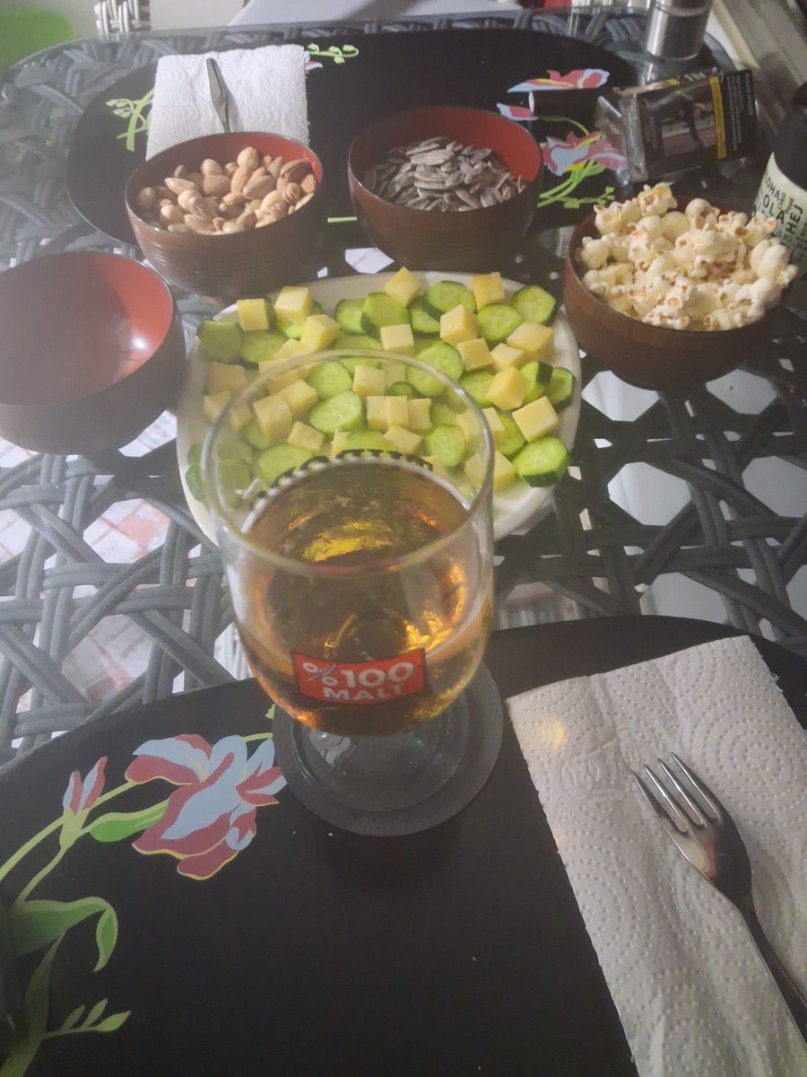 Tuncay_Orta's tweet photo. Uykuluk...Sağlığınıza dostlarım. Geceniz güzel olsun.🥰🍻🤗🫡 https://t.co/mnxXa0LrRY