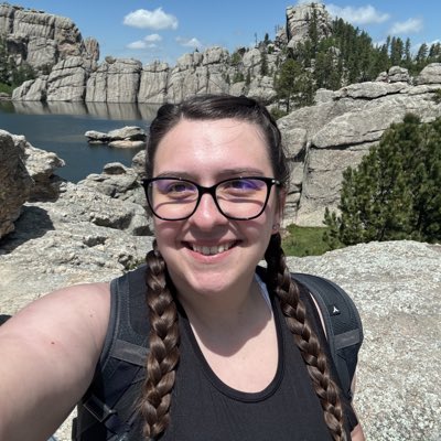 Sarah Sutton tweet media