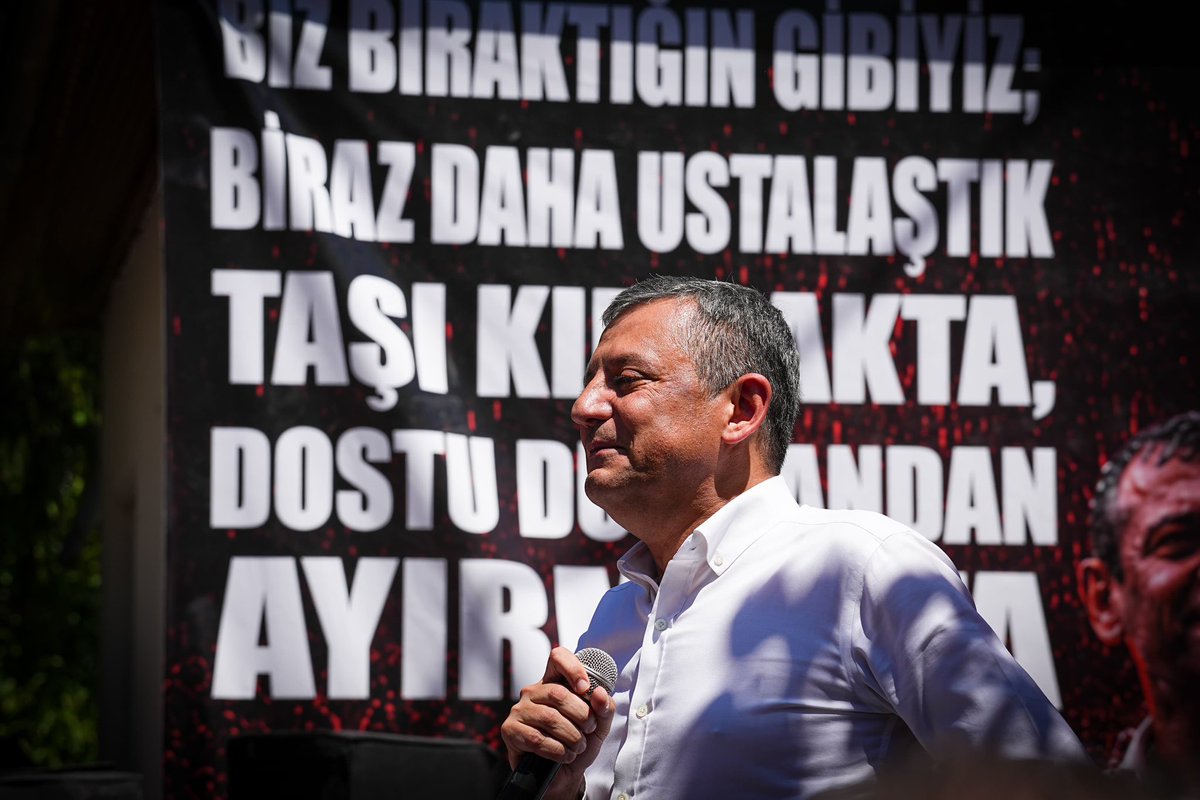 vicelilaziko's tweet photo. Hangi günü gördün, akşam olmamış?

Hangi geceyi gördün, güneş doğmamış? https://t.co/ycIbxQb9vX