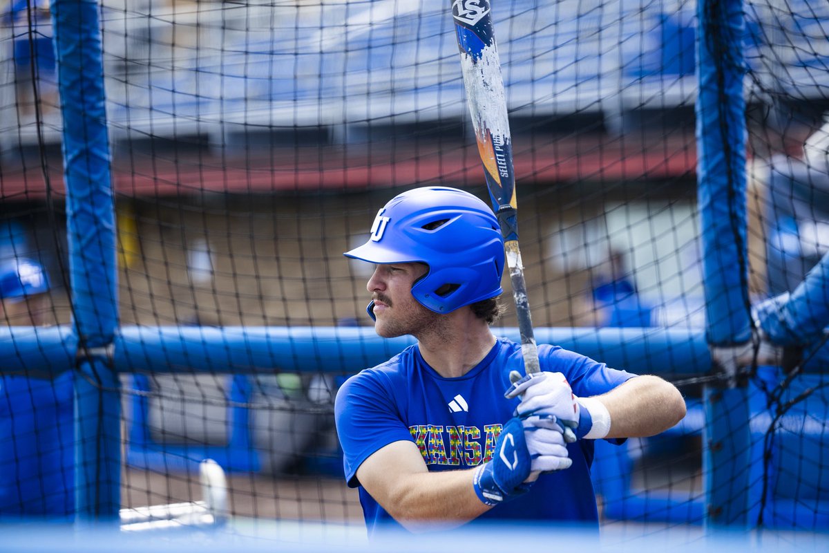 KUBaseball's tweet photo. Another weekend at Hoglund 🔜

#RockChalk https://t.co/wsTkNfoDu6