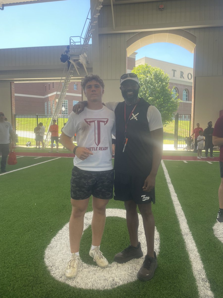 BenjaminEb3843's tweet photo. Had a great camp @TroyTrojansFB today! Thank you @CoachBoyette for your time.
@antenney_hemi @CoachGBagley @RecruitNavarre @Coachharper05 @CoachBenji @TheCarterlife35 @BLester1993 @IrishBill63 https://t.co/UhlY135vLs