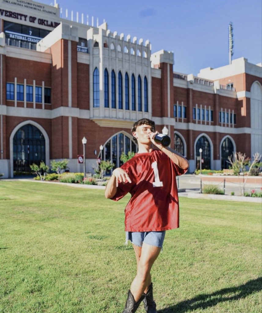 Big12Pokes's tweet photo. I’m not saying anything https://t.co/6MEs3jJqTO