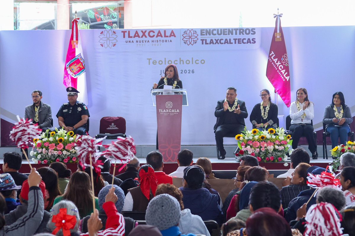385Grados's tweet photo. 📢 Lorena Cuéllar anuncia la primera secundaria indígena de #Tlaxcala en #Teolocholco 🏫

📲https://t.co/IYlFOcy6Ap https://t.co/7khbWMQKYj